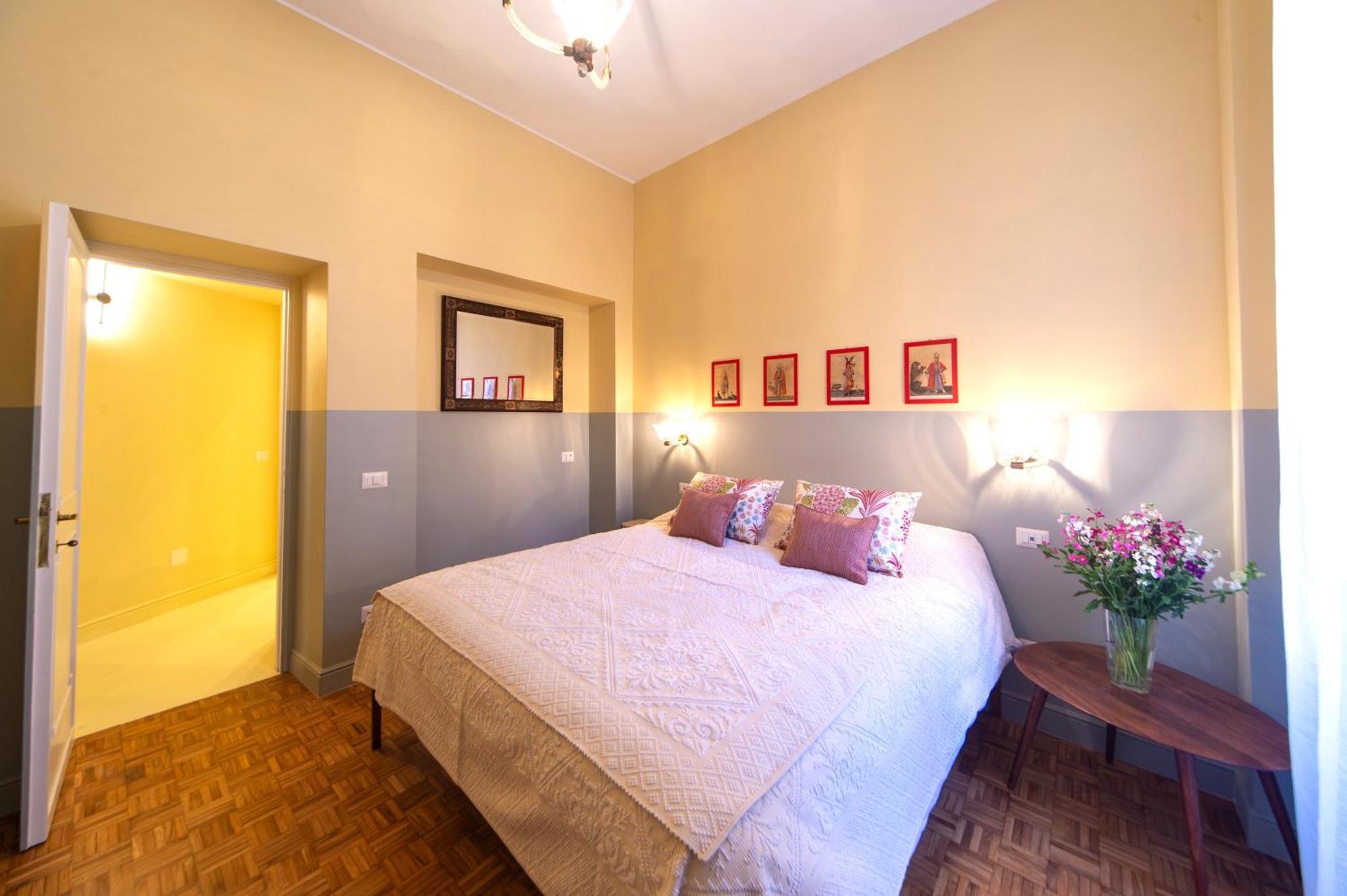 Bernini Stay, Next To Trevi Fountain Rome Exterior photo